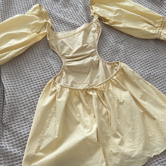 Open Back Mini Dress Pale Yellow - Picture 3 of 5
